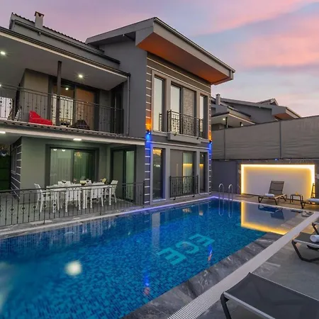 Family 8 - Modern&private Villa *